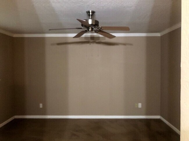 Building Photo - Spacious 3 bedroom, 2 Bath home in Citrus ...