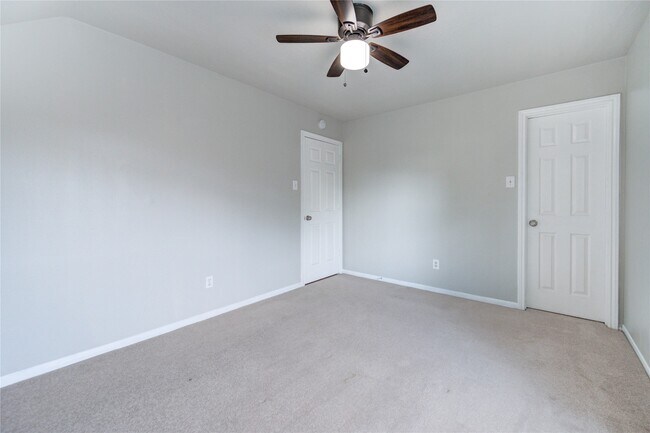 Building Photo - 16814 Benwick Dr