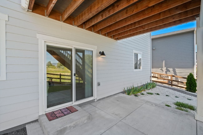 Building Photo - 5915 Croaking Toad Dr