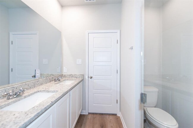 Building Photo - 383 Cross Barn Blvd