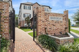 Building Photo - 2820 Princeton St