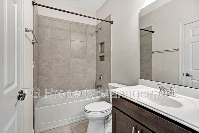 Building Photo - 18 Portside Ave