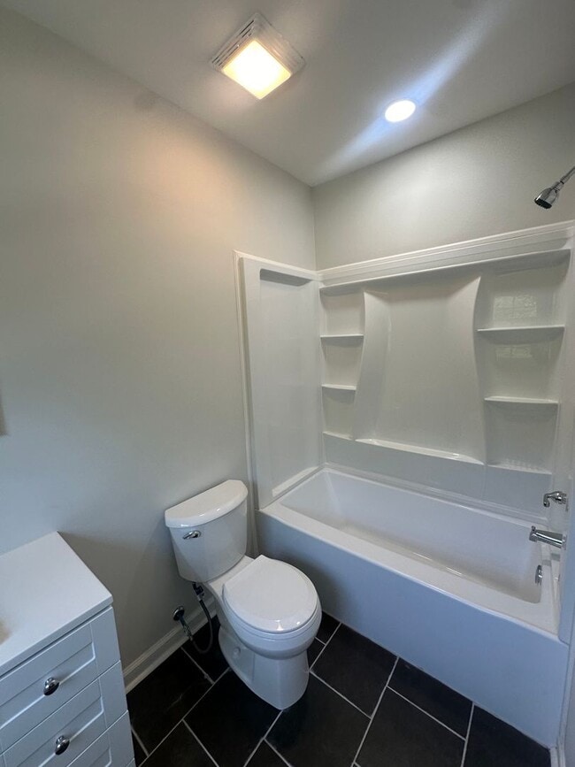 Building Photo - Tiny Home