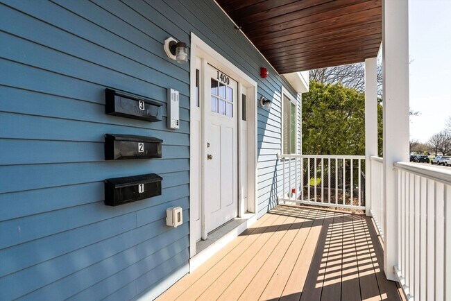 Building Photo - 1400 Columbia Rd