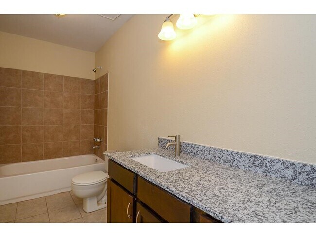 Building Photo - 7611 Shaddock Dr