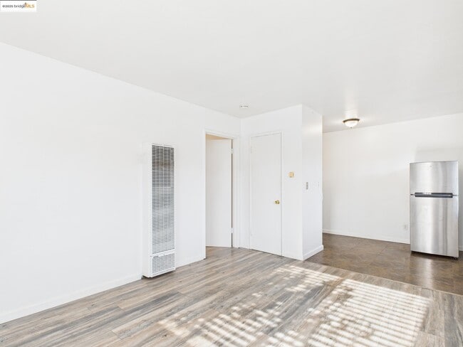 Building Photo - 3807 Opal St