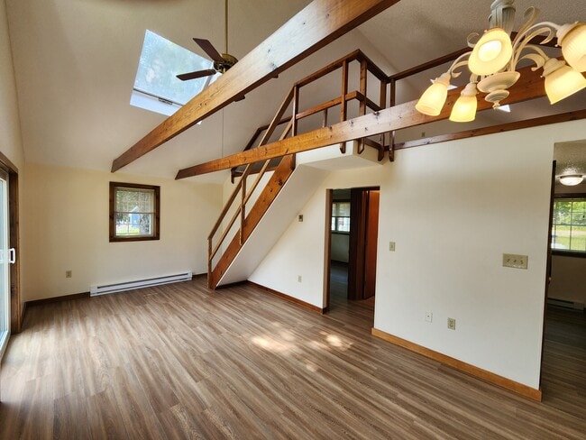 Building Photo - 80 Noyes Rd