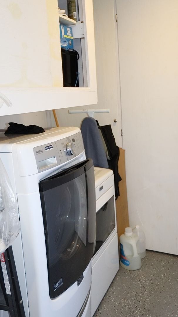 Building Photo - Modern 3 Bedroom 3 Bathroom Townhome in Imperial Beach.