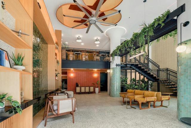 Building Photo - 1701 Simond Ave