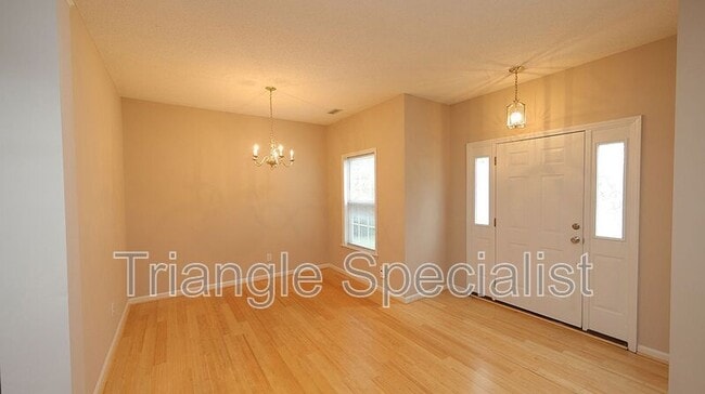 Building Photo - 5305 Pitch Pine Ct