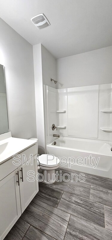 Building Photo - 218 Stamm Dr