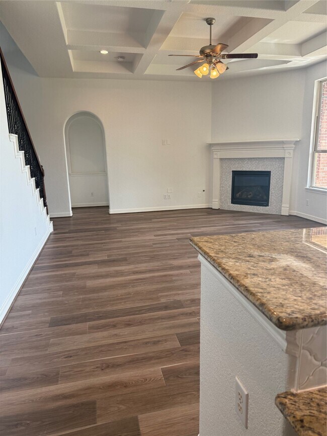 Building Photo - 1215 Redstone Glen Ln