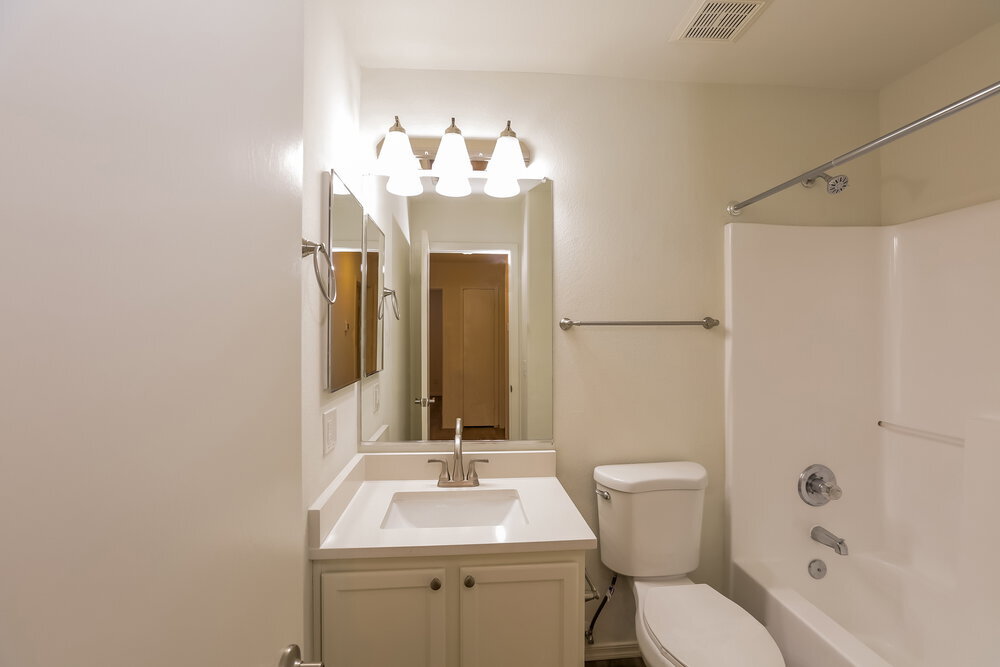 Building Photo - 5725 E Flower Cir