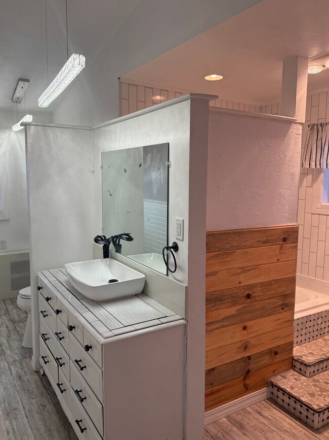 Building Photo - 28236 Co Rd H