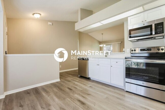 Building Photo - 3 Bedroom Pet-Friendly Home in NORTH PORT, FL with Main Street Renewal