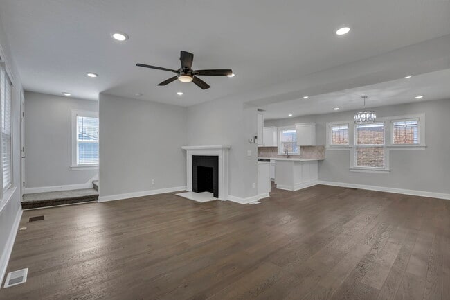 Building Photo - 1745 Sullivant Ave