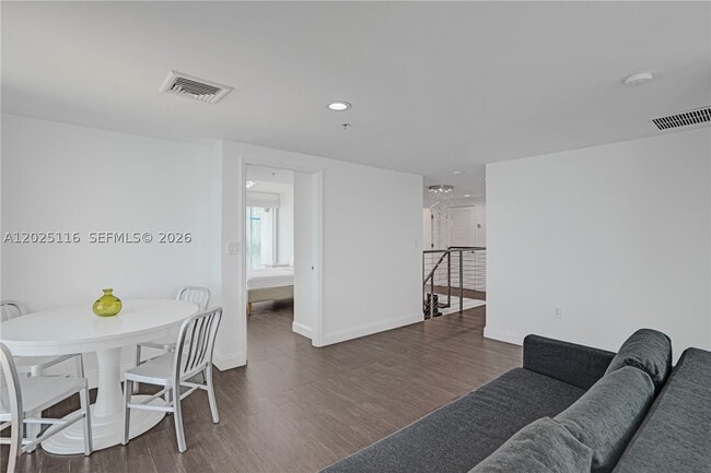 Building Photo - 7930 East Dr