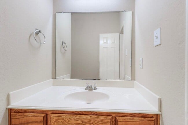 Building Photo - **Now pre-leasing, available to view early...