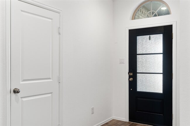 Building Photo - 4302 Penstemon Slate Dr