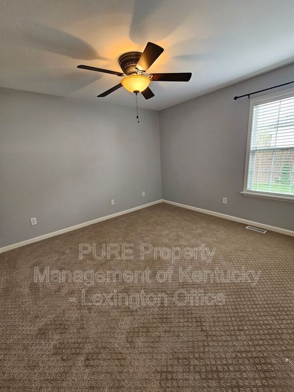 Building Photo - 321 Lebeau Dr