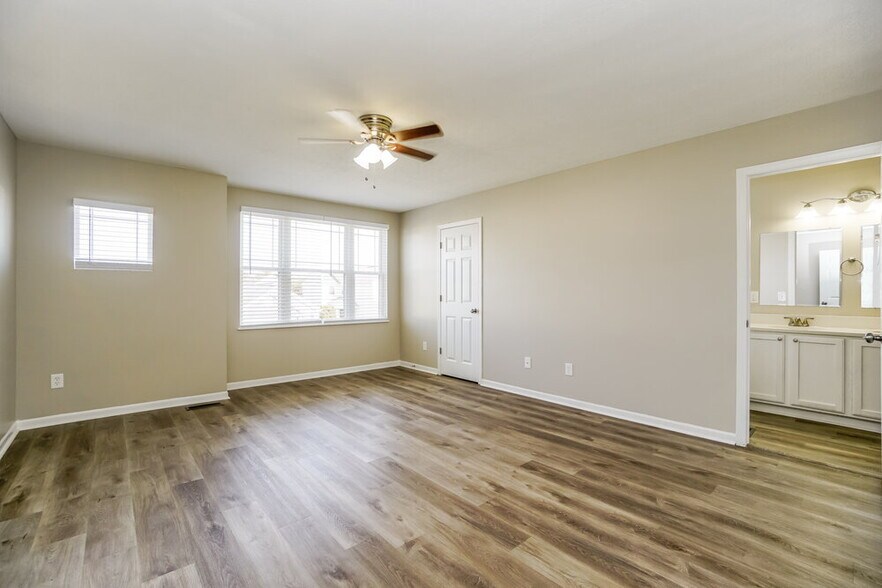 Building Photo - 6807 Willow Bloom Dr
