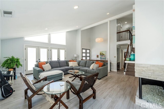 Building Photo - 16702 Carousel Ln