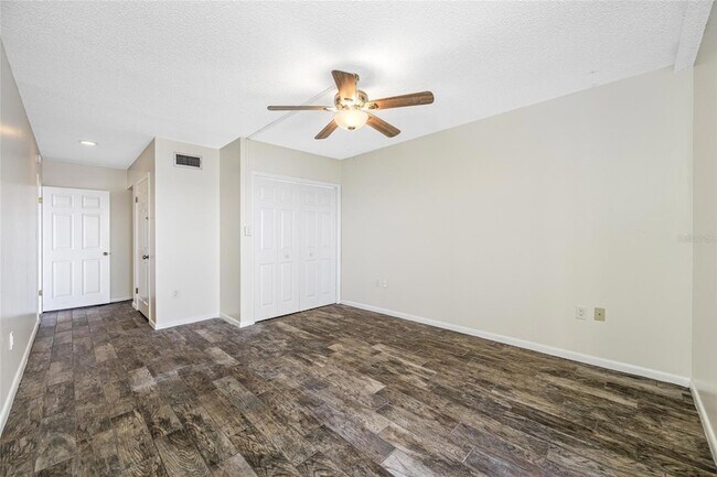 Building Photo - 828 Bahia Del Sol Dr