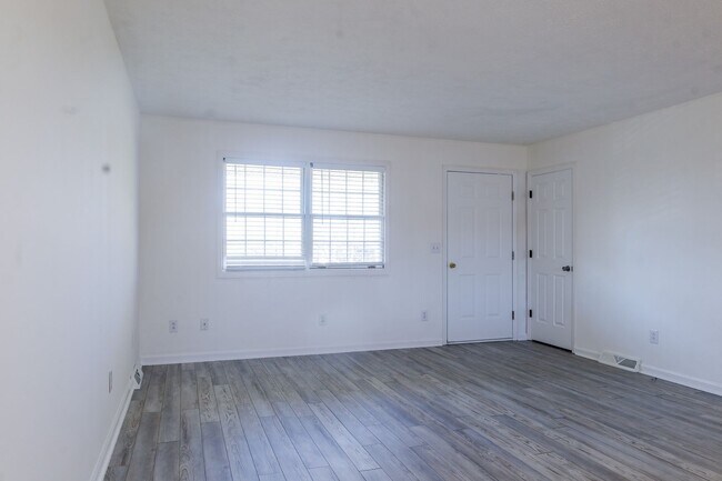 Building Photo - 150 Bart Greene Dr