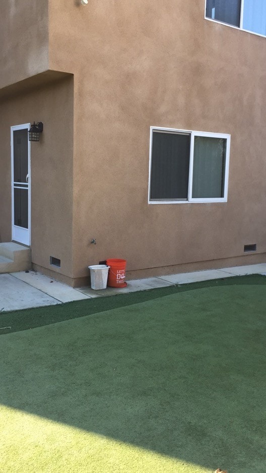 backyard entrance - 923 6th St
