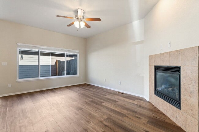 Building Photo - 5105 Hawks Crest Point