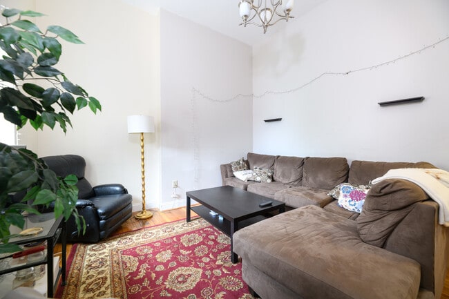 Building Photo - 57 Otis St