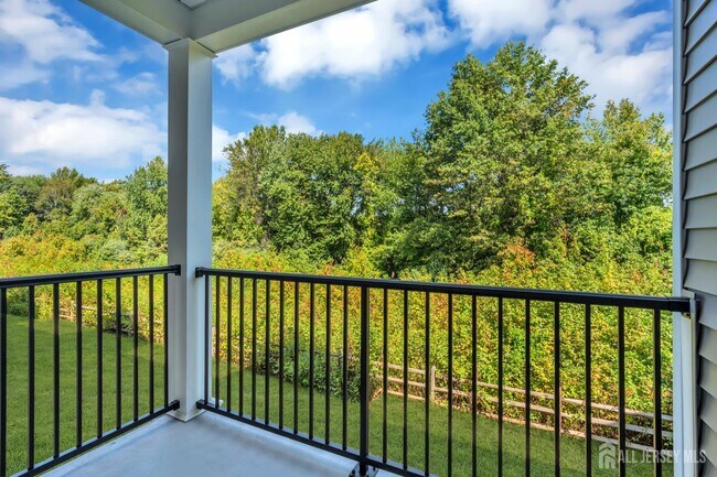 Building Photo - 30102 Radford Ct