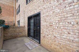 Building Photo - 405 N Beauregard St