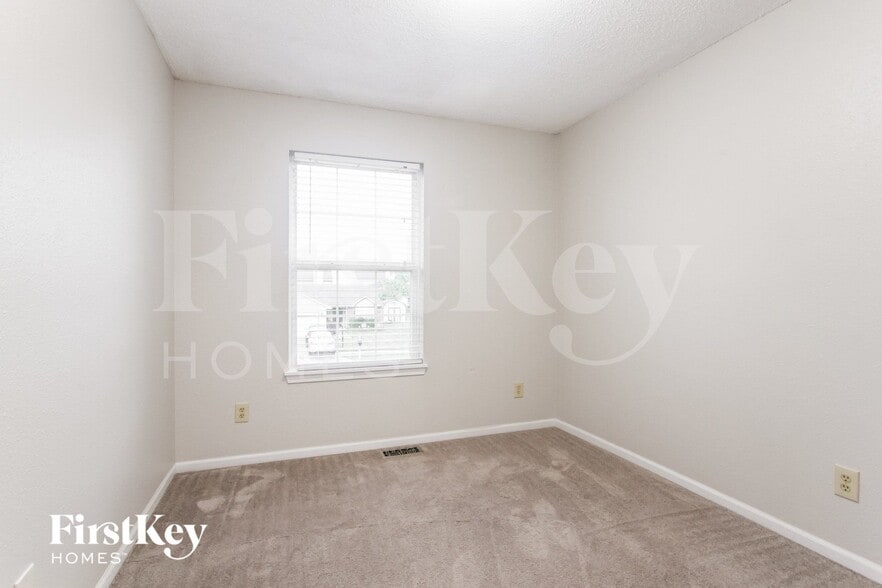 Building Photo - 1524 Blue Brook Way