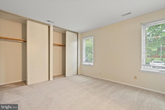 Building Photo - 2201A Durham Ct