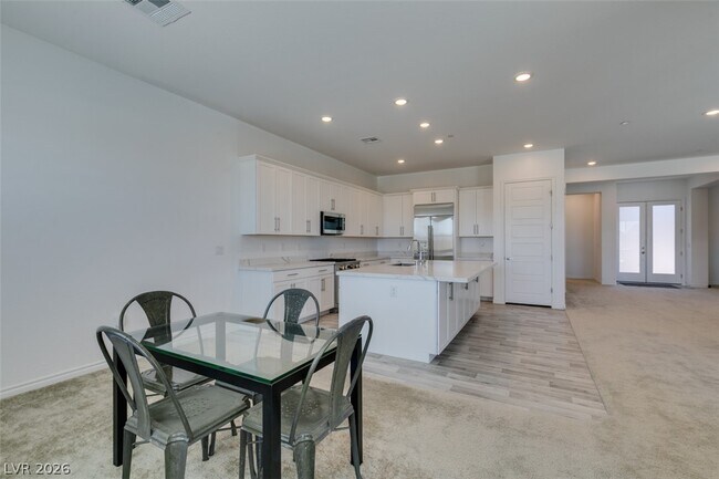 Building Photo - 988 Edinburgh Flds Ct