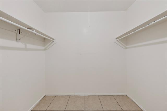 Building Photo - 6808 Trail Lake Dr