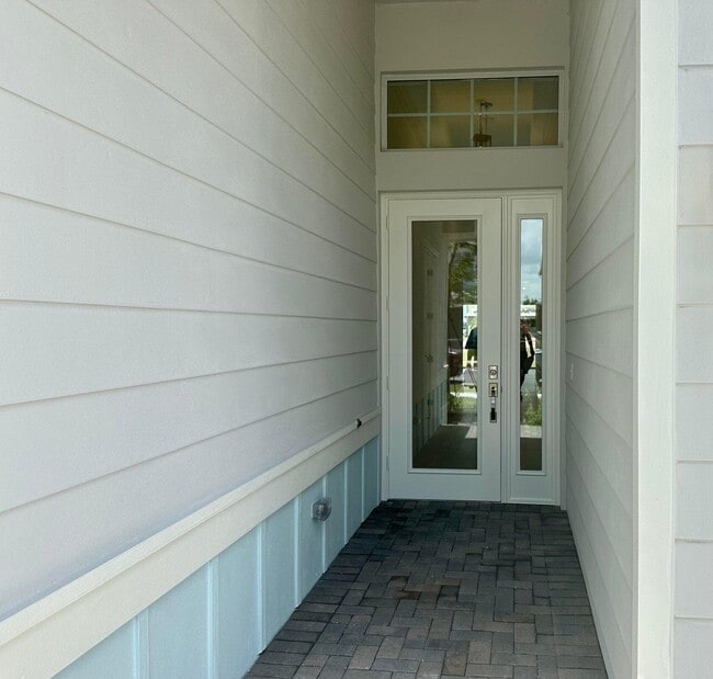 Building Photo - 1346 Harvester Xing