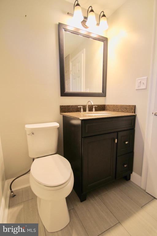 Building Photo - 3516 Mercer St