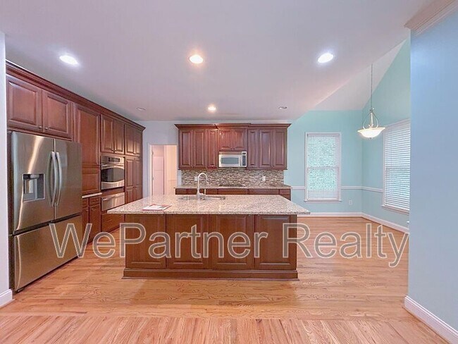 Building Photo - 280 Graystone Way