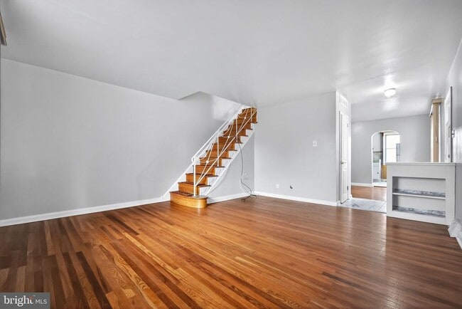 Building Photo - 9050 Convent Ave