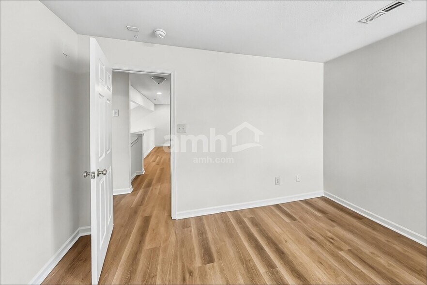 Building Photo - 10510 Glory Meadow Ct