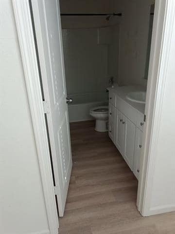 Building Photo - 1617 Escondido Dr