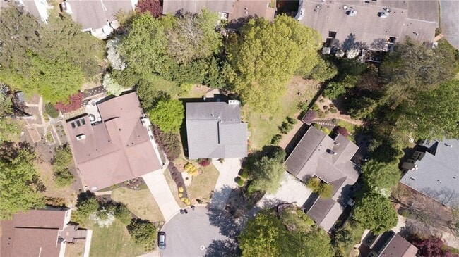 Building Photo - 890 Muirfield Ridge NE