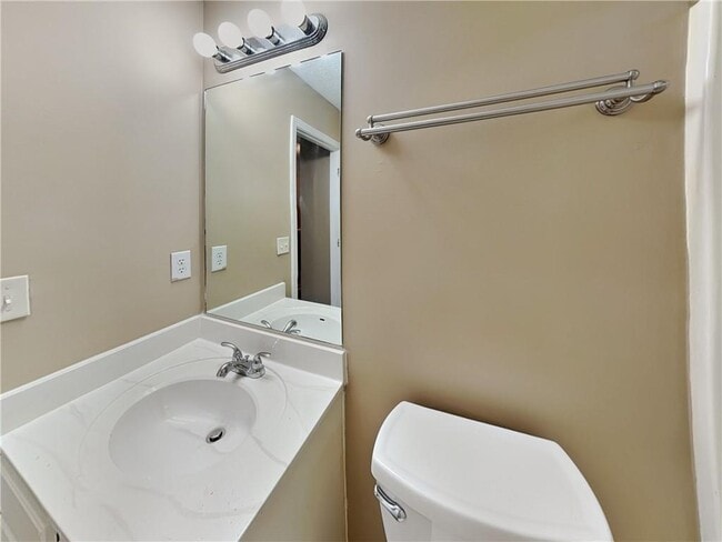 Building Photo - 2746 Northgate Way NW