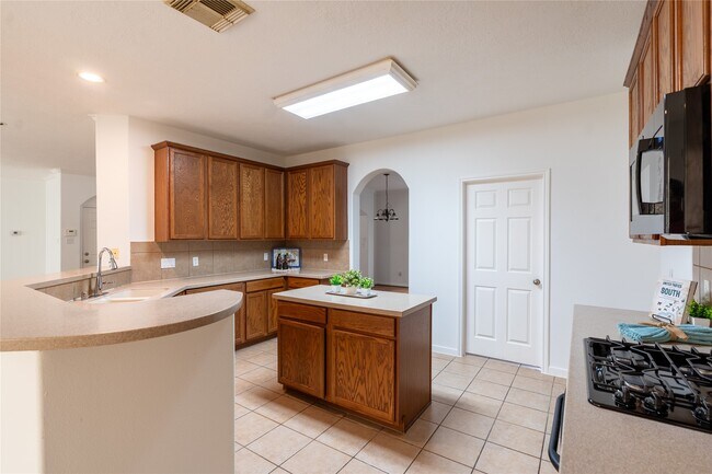 Building Photo - 2109 Auburn Shores Dr