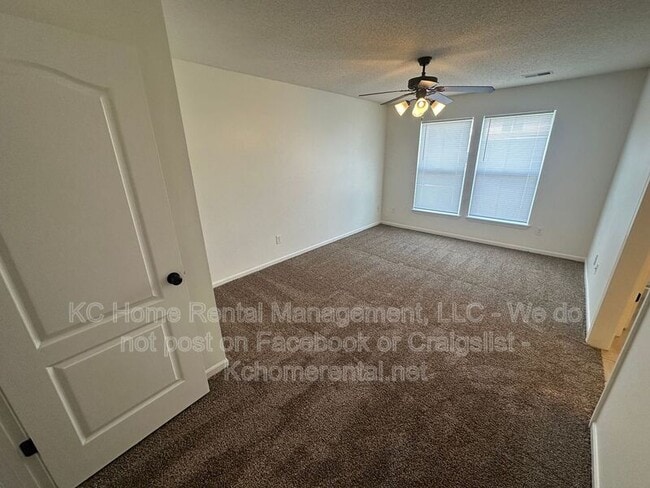 Building Photo - 12744 New Jersey Ct