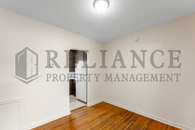 Building Photo - 3304 E Douglas Ave