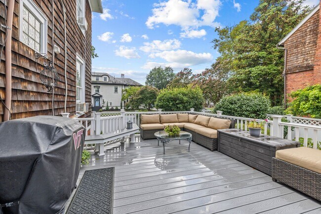 Building Photo - Timeless Ghent Home features charm and elegance in Historic Stockley Gardens
