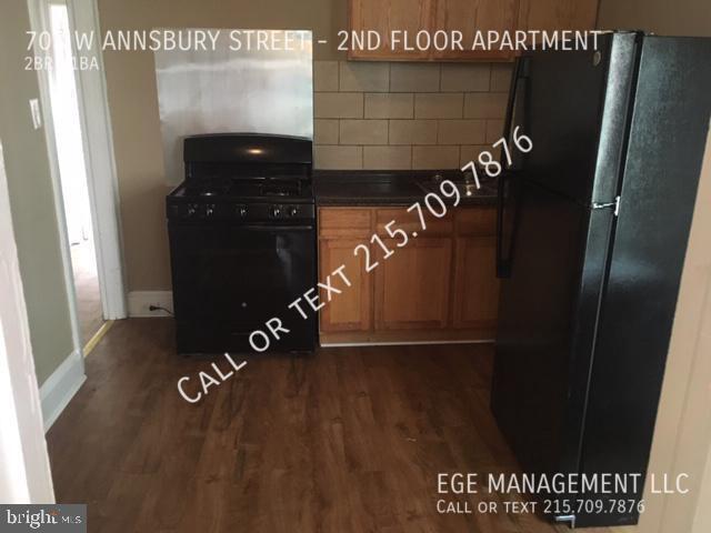 Building Photo - 703 W Annsbury St